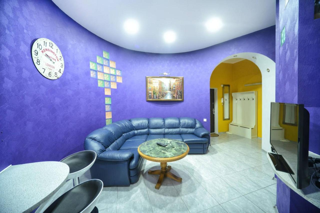 Chekhov Apartment Kyiv Exterior photo